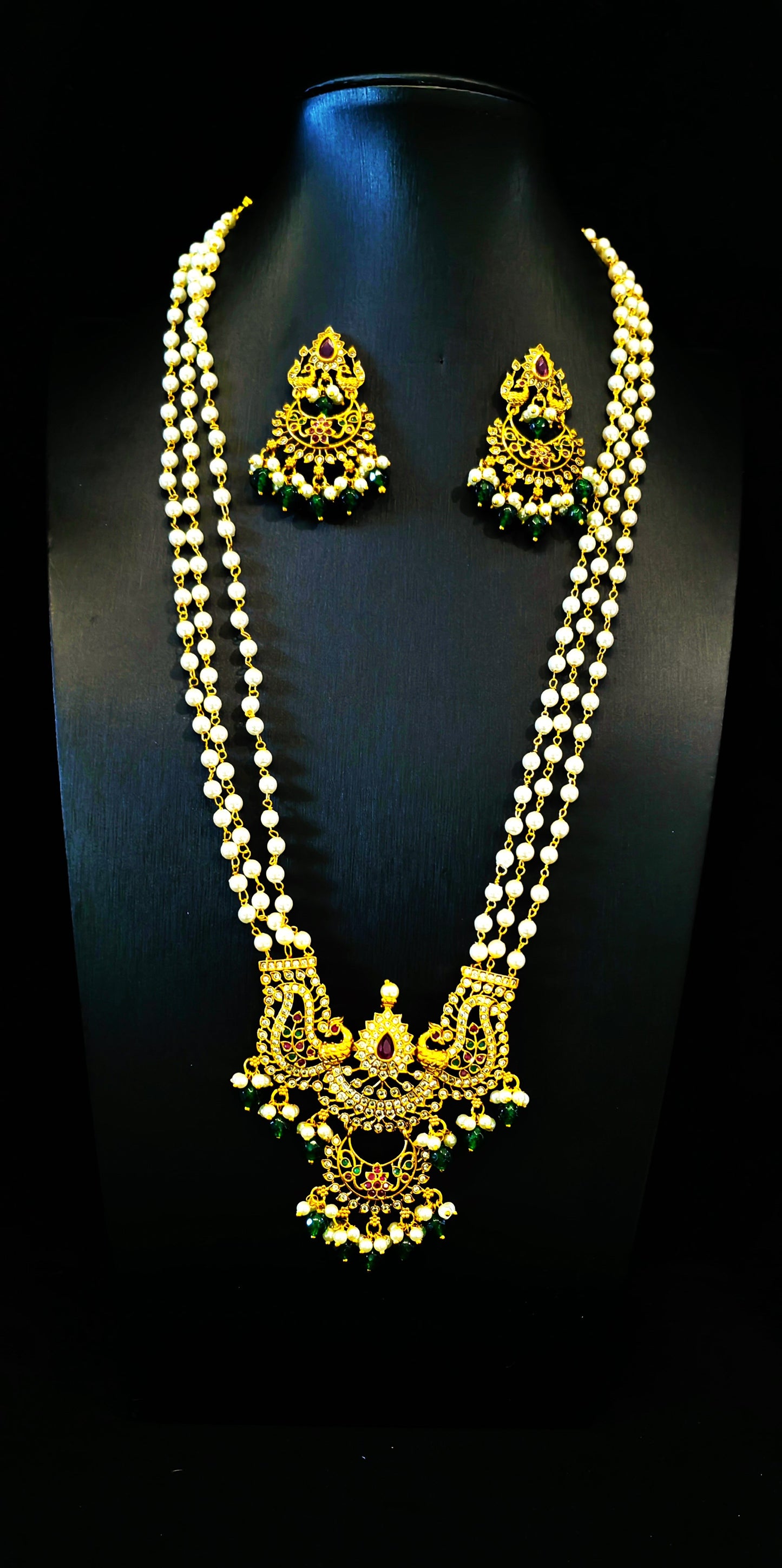 Three layered pearl chain Kemp Pendant Long Haram Set in Matte Golden Finish