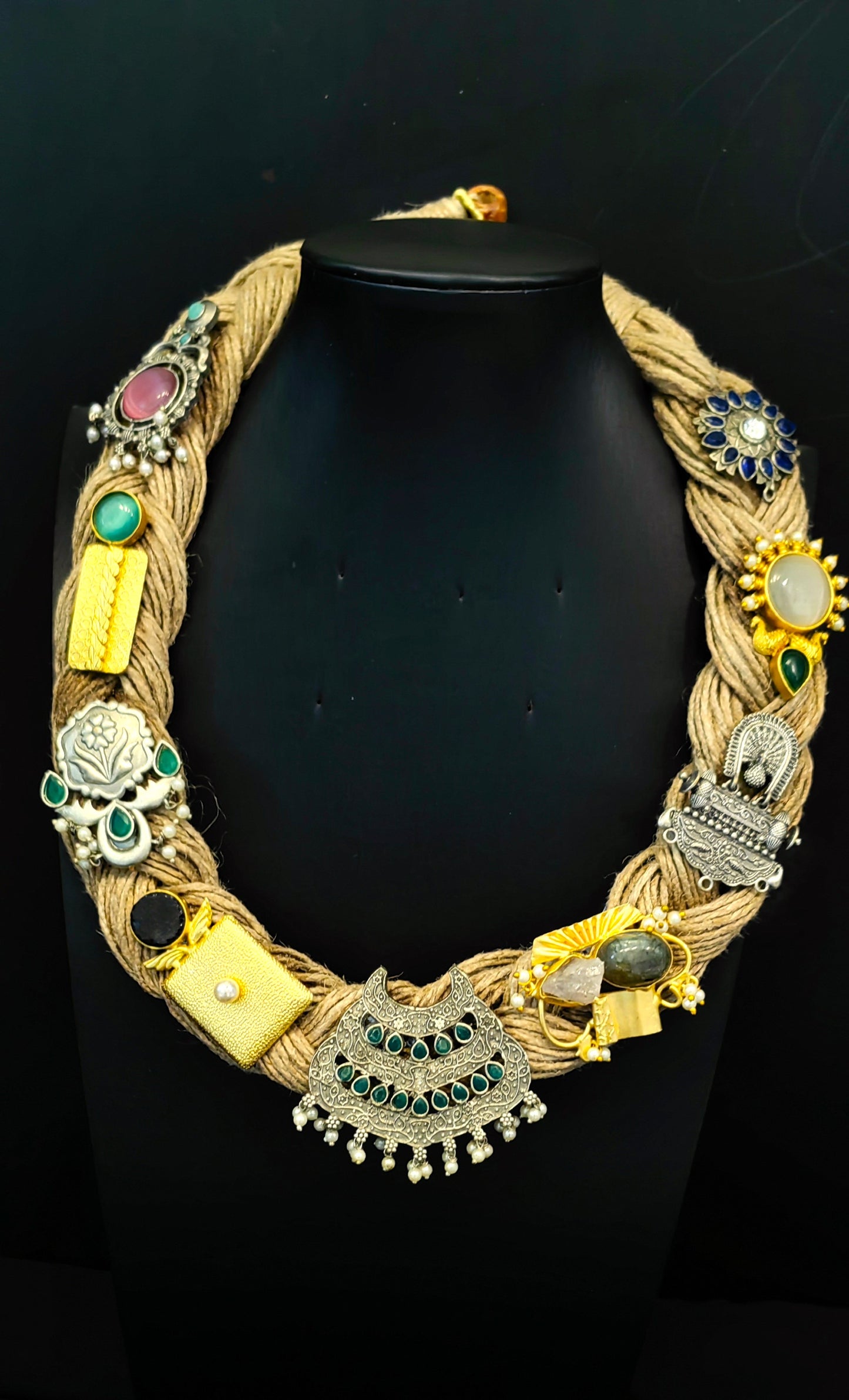 Stunning Pleated Jute Necklace with Unique Stone Settings