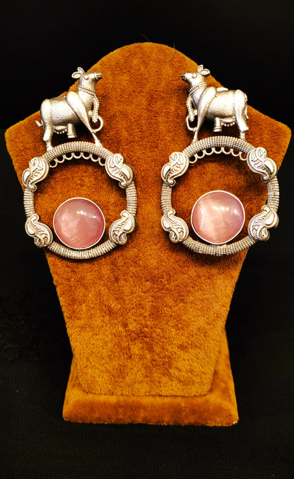 Fancy Brass Round Earrings, Showcasing Bull Motif and Stone Timeless Elegance.