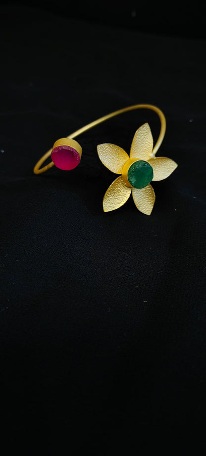 Oceanic Bloom: Brass Gold-Plated Bracelet with Sea Stone in Floral Design