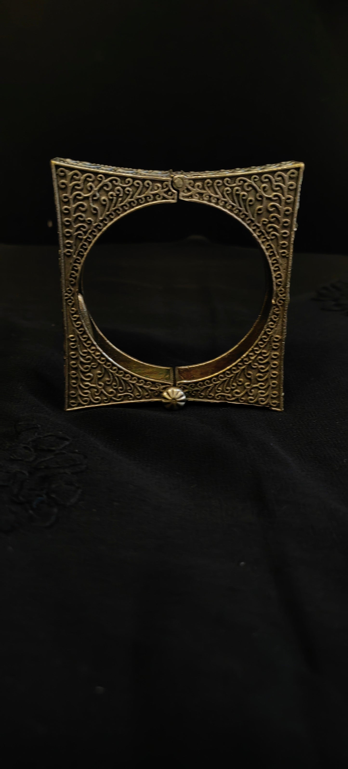 Brass Handcuff Bracelet with screw