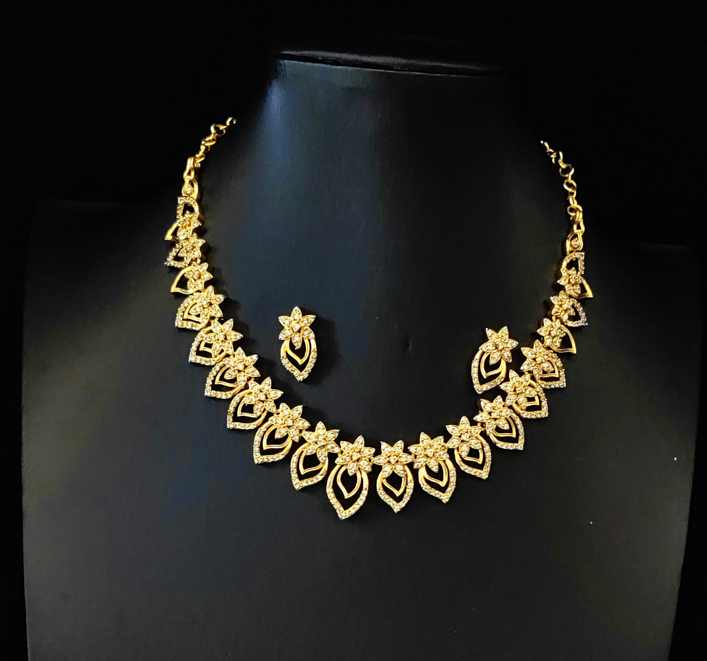 Golden AD Choker necklace with studs for all types of occasions