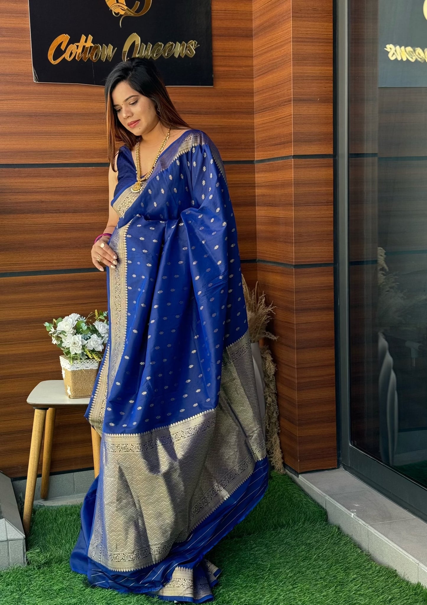 KALA (Navy Blue saree)